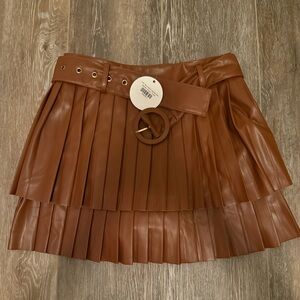 Chic Brown Pleated Mini Skirt